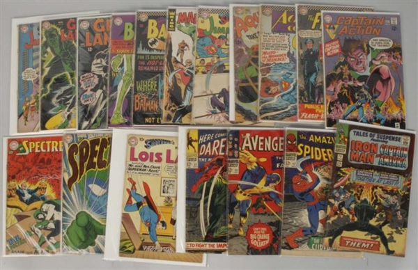 LOT OF 18: SUPERHERO COMIC BOOKS.                 