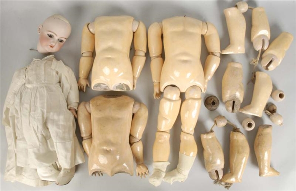 LOT OF 4: BALL JOINTED BODIES & ONE HEAD.         