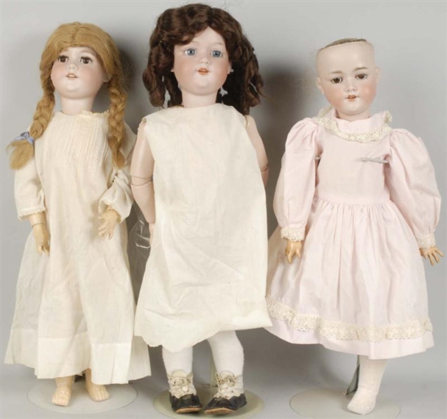 LOT OF 3: A.M. 390 GERMAN BISQUE CHILD DOLLS.     