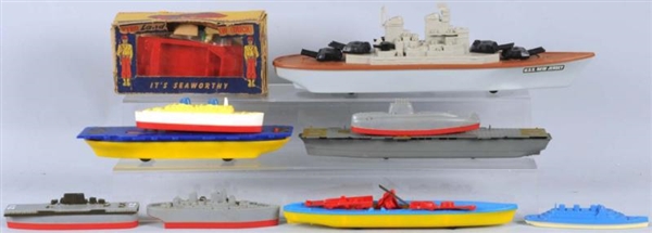 LOT OF 10: PLASTIC BOAT TOYS.                     