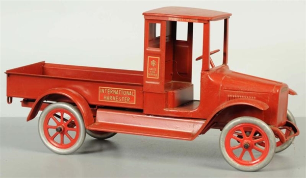 PRESSED STEEL BUDDY L RED BABY TOY TRUCK.         