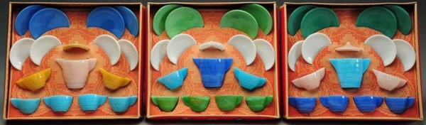 LOT OF 3: AKRO AGATE PLAY-TIME DISH SET.          