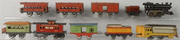 LOT OF 10: AMERICAN FLYER TRAIN ITEMS.            