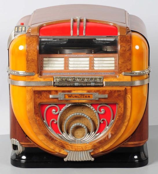 WURLITZER MODEL 71 COUNTER TOP JUKEBOX.           