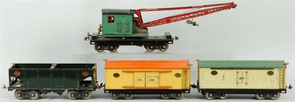LOT OF 4: LIONEL 200 SERIES FREIGHT TRAIN CARS.   