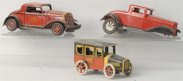 LOT OF 3: TIN & PRESSED STEEL TOY CARS.           