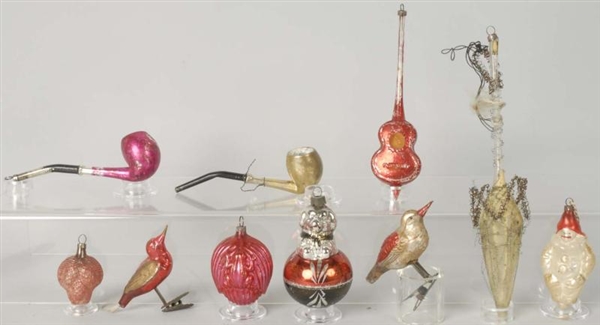 LOT OF 10: CHRISTMAS ORNAMENTS.                   