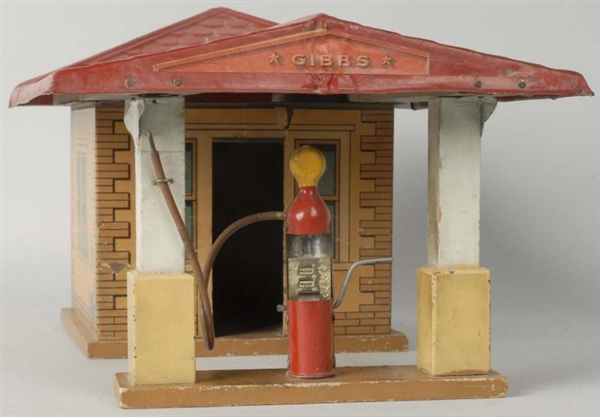 GIBBS TIN TOY GAS STATION WITH PUMP.              