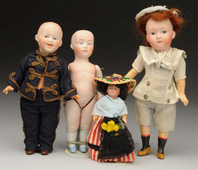 Lot Detail LOT OF 4 SMALL ANTIQUE DOLLS   110046a Med 