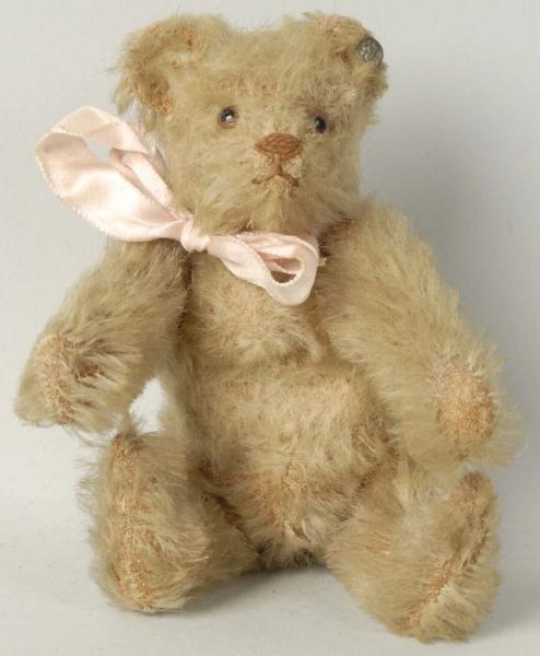 EARLY STEIFF BEAR WITH UNDERSCORED BUTTON.        