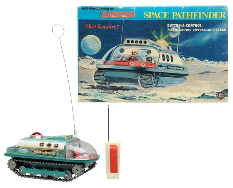 TIN LITHO BATTERY-OPERATED SPACE PATHFINDER.      