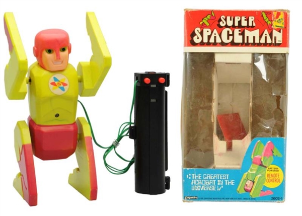 PLASTIC BATTERY-OPERATED SUPER SPACEMAN.          
