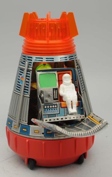 TIN LITHO BATTERY OP. SUPER SPACE CAPSULE.        
