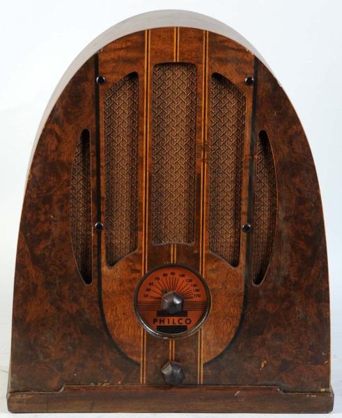 PHILCO CATHEDRAL MODEL 37-84.                     