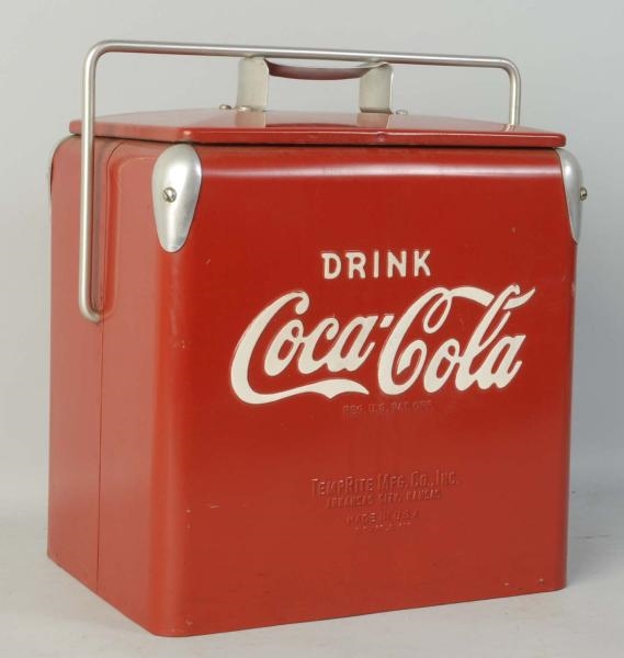 SMALL TEMPRITE COCA-COLA PICNIC COOLER.           