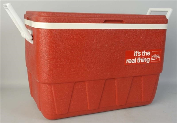 1970S IGLOO COCA-COLA PICNIC COOLER.              