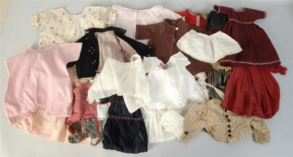 LOT OF ANTIQUE DOLL CLOTHES.                      
