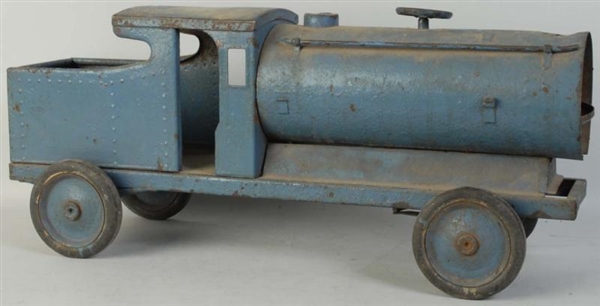 PRESSED STEEL COR-COR TRAIN ENGINE & TENDER.      