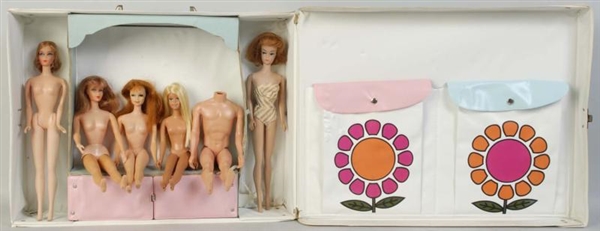 BARBIE & FRANCIE DOLL CASE WITH DOLLS.            