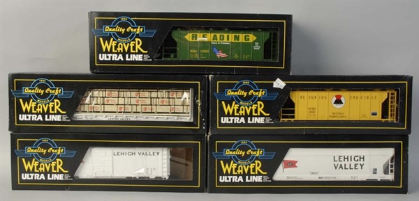 LOT OF 5: WEAVER FREIGHT TRAIN CARS.              