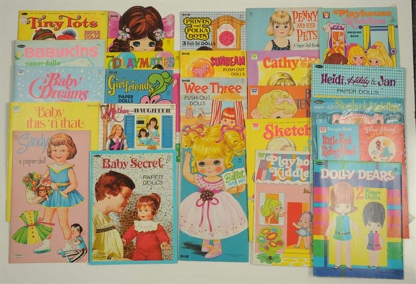 LOT OF ASSORTED PAPER DOLLS BOOKS.                