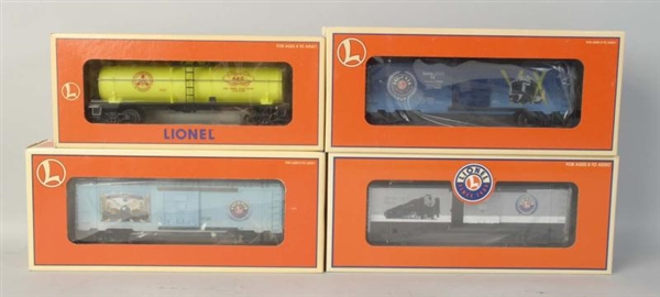 LOT OF 4: LIONEL TRAIN BOXCARS.                   