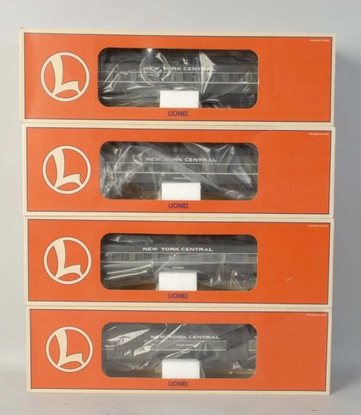 LOT OF 4: LIONEL NEW YORK CENTRAL TRAIN CARS.     