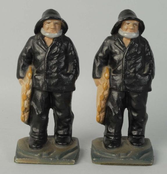 LOT OF 2: CAST IRON FISHERMAN BOOKENDS.           