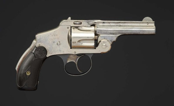 SMITH & WESSON .38 CAL. HAMMERLESS REVOLVER.      