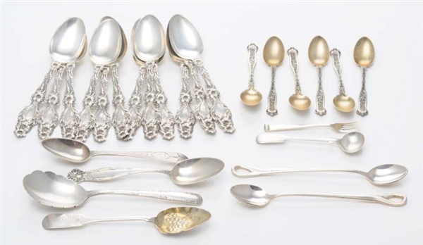 LOT OF ASSORTED SILVER SPOONS.                    