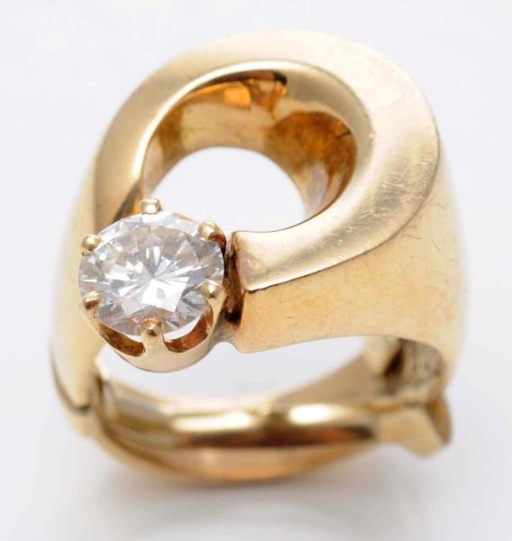 14K Y. GOLD MOISSANITE DIAMOND RING.              