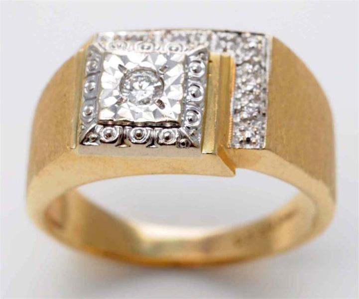 14K Y. GOLD DIAMOND RING.                         