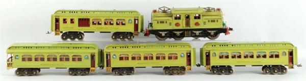 LIONEL GREEN 408 ENGINE & 4 CARS.                 