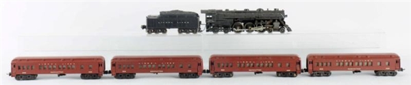 LIONEL NO.763 ENGINE WITH 6 CARS & DISPLAY TRACK. 