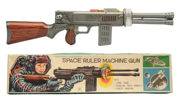 SPACE RULER MACHINE GUN WITH BOX.                 
