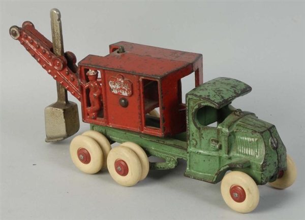 CAST IRON HUBLEY GENERAL DIGGER STEAM SHOVEL TOY. 