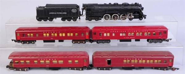 AMERICAN FLYER HUDSON NO.332 & 4 RED CARS.        