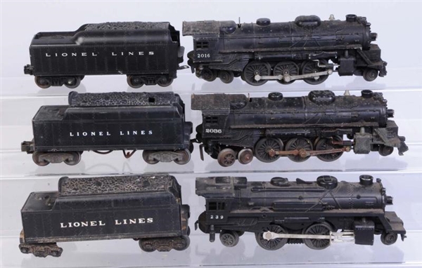 LOT OF 3: STEAM LOCOMOTIVES WITH TENDERS.         