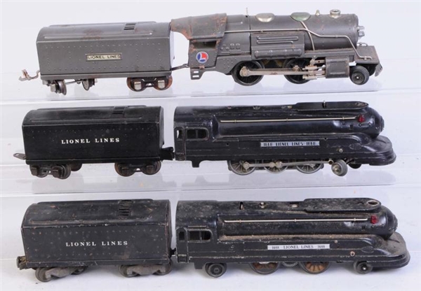 LOT OF 3: LIONEL STEAM LOCOMOTIVE & TENDERS.      