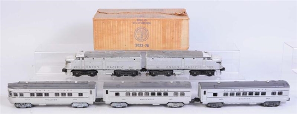 LIONEL NO.2023 ALCO AA & MASTER CARTON & 3 CARS.  