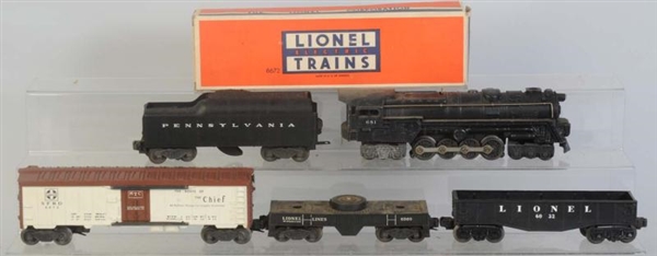 LIONEL NO.681 L&T & 2 FREIGHT CARS.               