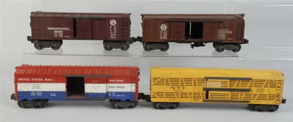 LOT OF 4: LIONEL BOX & STOCK CARS.                