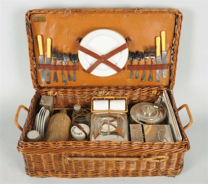 PICNIC BASKET WITH ALL CONTENTS.                  