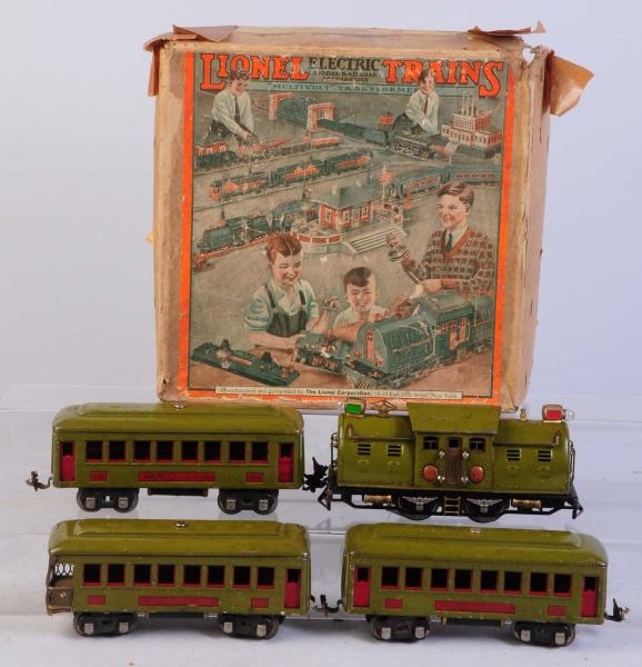 LIONEL PRE-WAR NO.134 TRAIN SET IN BOX.           