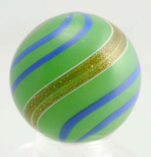 GREEN SEMI-OPAQUE BANDED LUTZ MARBLE.             