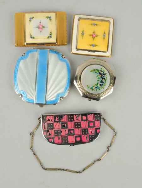 LOT OF 5: COMPACTS.                               
