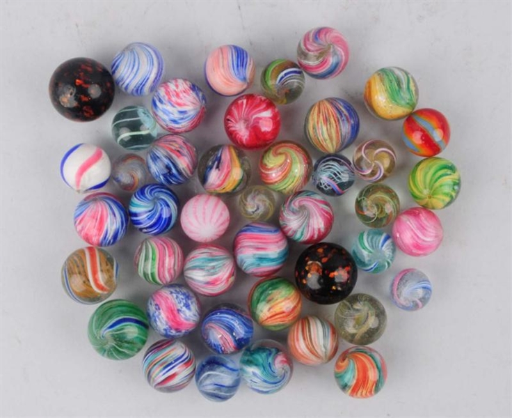 LOT OF 43: MARBLES.                               