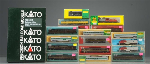 LARGE GROUPING OF N SCALE INCLUDING KATO SET.     