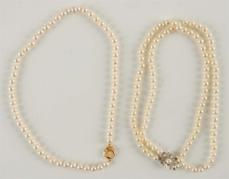 LOT OF 2: CULTURED PEARL NECKLACES.               