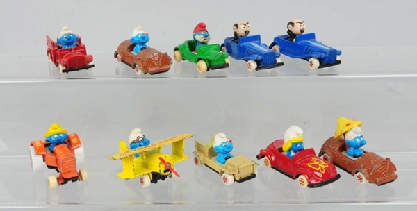 LARGE LOT 10: ERTLE SMURFS IN CARS.               